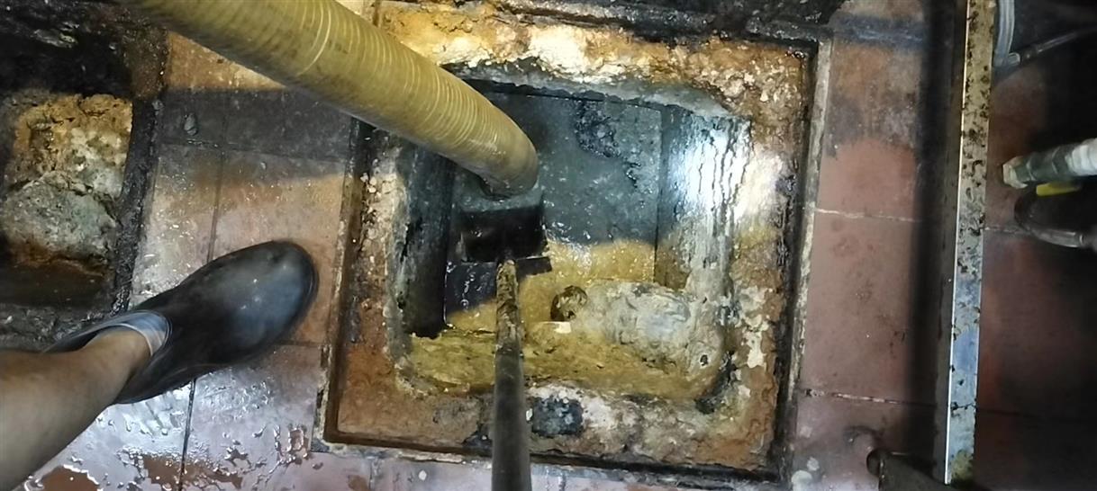 英州镇化油池清理-污水池清掏