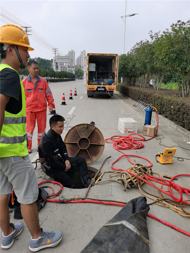 英州镇翻衬法管道修复技术主要工序